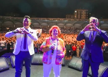 Tarsus’ta Selda Bağcan Çoşkusu