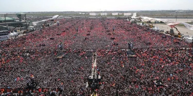 Cumhurbaşkanı Erdoğan “İstanbul Mitingi”nde