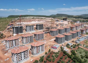 Yeni konutlar hızla yükseliyor
