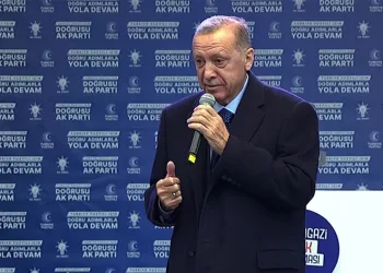 “Siyasetin bu kadar çirkinleşmesini kabul edemeyiz”