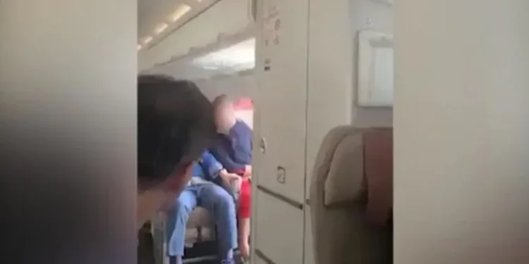 Acil çıkış kapısı bilet satışını durdurdu