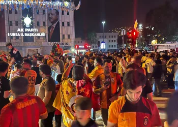 Galatasaray’ın şampiyonluğu Bursa’da coşkuyla kutlandı