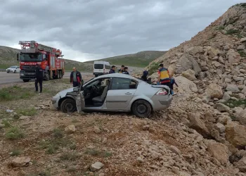 Kaygan zemin kazaya neden oldu