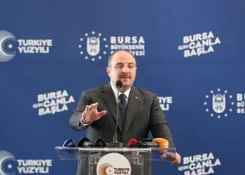 Bakan Varank’tan Kılıçdaroğlu’na Togg tepkisi