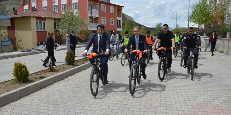 Sağlık için pedal çevirdiler