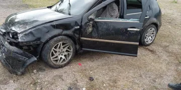 Otomobil gölete uçtu: 3 ölü