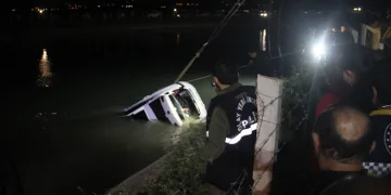 Araç sulama kanalına devrildi: 4 ölü, 2 kayıp, 1 yaralı