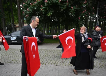 Bursa’dan Çanakkale’ye ‘vefa’ turu