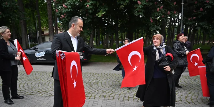 Bursa’dan Çanakkale’ye ‘vefa’ turu