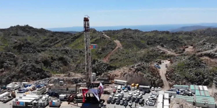 Yeni rezervde günde 15 bin varil petrol çıkacak