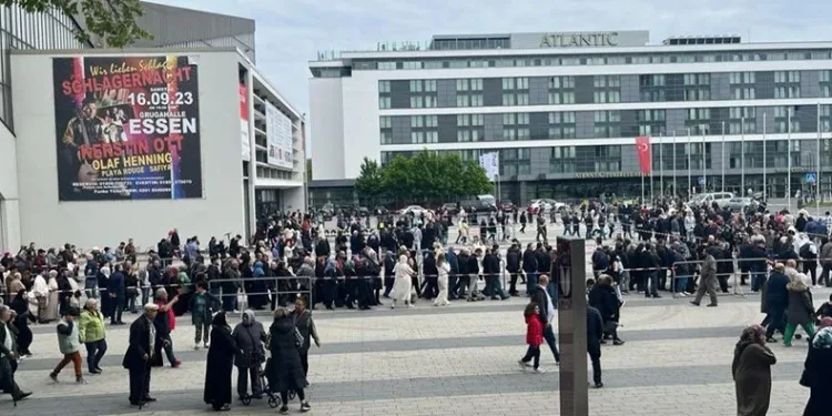 Yurt dışı oy sayısı 1,5 milyonu aştı