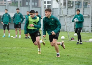 Bursaspor, pas ve dayanıklılık çalıştı