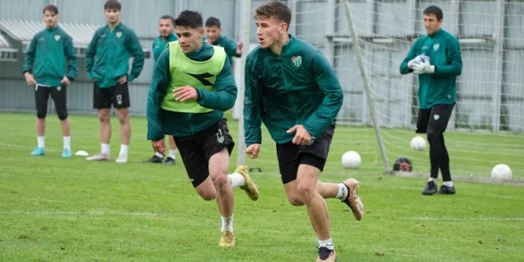 Bursaspor, pas ve dayanıklılık çalıştı