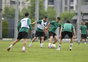 Bursaspor’da hazırlıklar sürüyor