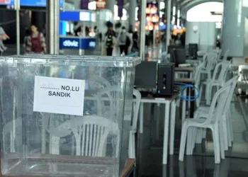 Yurt dışı oy kullanımında ilk gün rekoru kırıldı