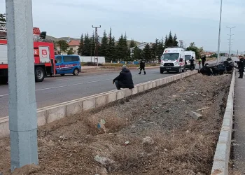 Takla atan otomobilde can verdi