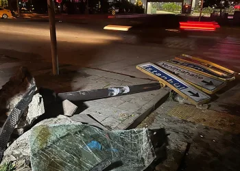 İki otomobil çarpıştı: 1 ölü, 1 yaralı
