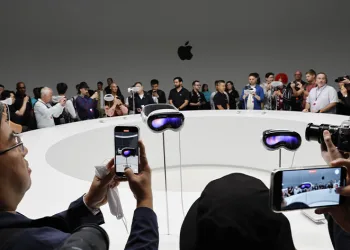 Apple’dan yeni “Karma gerçeklik” gözlüğü