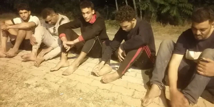 Yunanistan’ın attığı göçmenler yüzerek kurtuldu