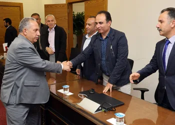 “Eğitimin yeri ayrı; desteğimiz sürecek”