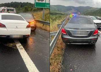 Otobanda araçlar birbirine girdi, yaralılar var