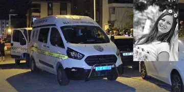 8 aylık bebeğini yıkarken kalbine yenik düştü