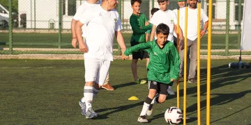 Babalar ve oğulları kıyasıya mücadele etti