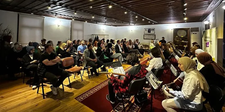 Enstrüman kursiyerlerinden muhteşem final