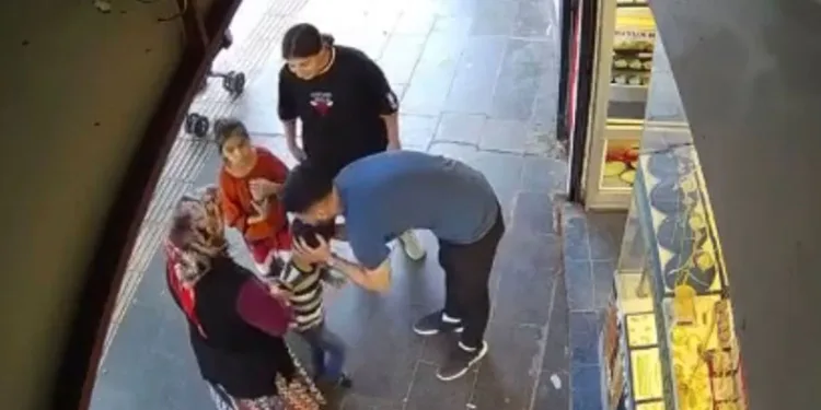 5 yaşındaki çocuk, Heimlich manevrasıyla kurtarıldı