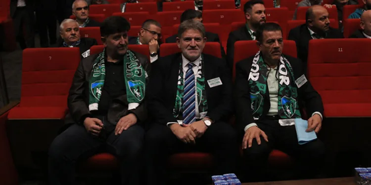 Kocaelispor’da gergin kongre
