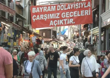 Bursa tarihi Kapalı Çarşı’da bayram yoğunluğu başladı