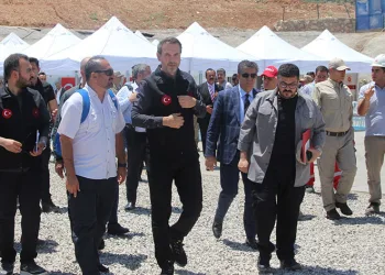 Bakan Bayraktar Şırnak’ta