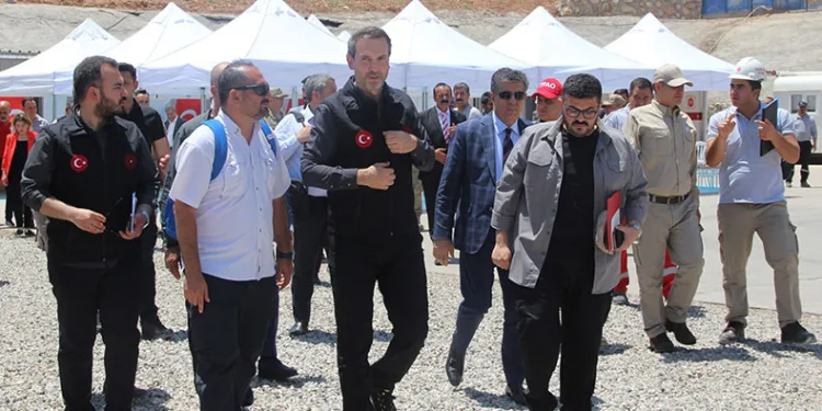Bakan Bayraktar Şırnak’ta