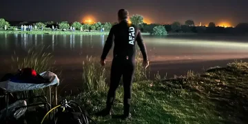 Dicle Nehri kenarında elbise ve ayakkabı bulundu