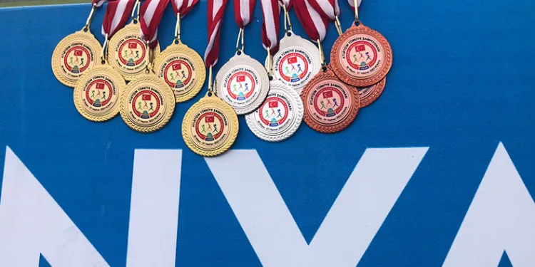 Görme engelli sporculardan büyük başarı