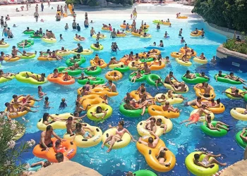Kuşadası’nda “bayram” hareketliliği