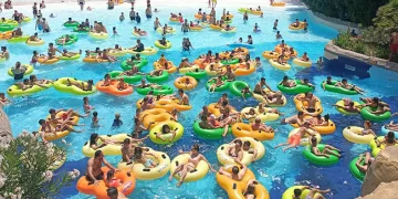 Kuşadası’nda “bayram” hareketliliği