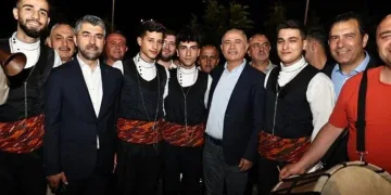 Efkan Ala memleketi Erzurum’da