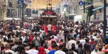 Taksim’de bayram yoğunluğu