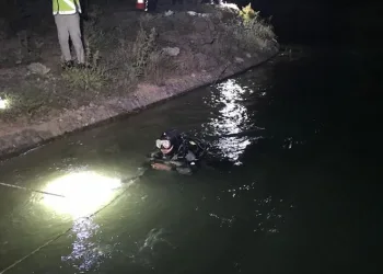 Sulama kanalına giren 3 kişi boğuldu