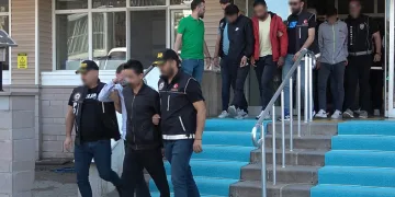 Uyuşturucu satıcılarına darbe