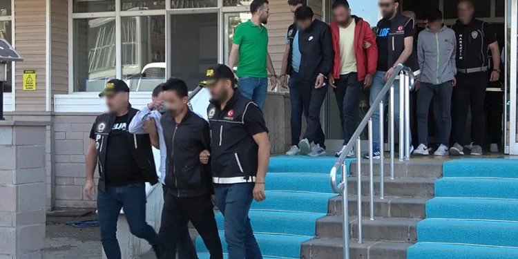 Uyuşturucu satıcılarına darbe