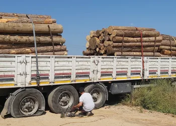 Bursa’da patlayan lastik kazayı önledi