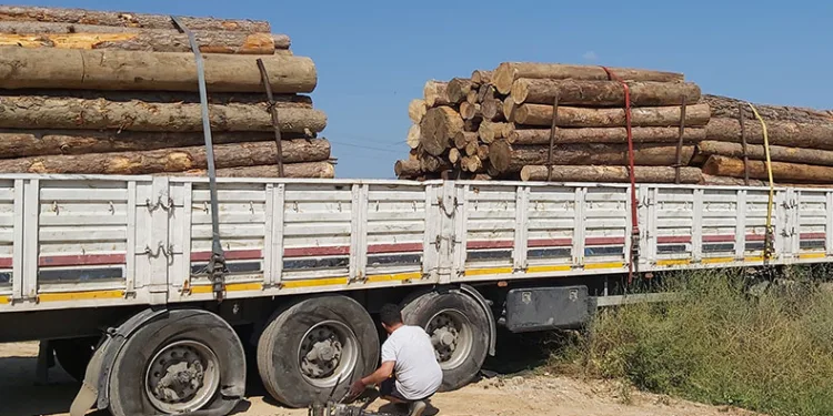 Bursa’da patlayan lastik kazayı önledi