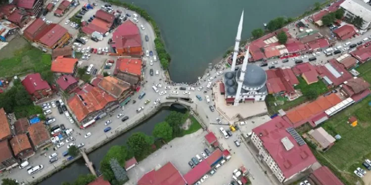 Uzungöl’de Kurban Bayramı tatili yoğunluğu
