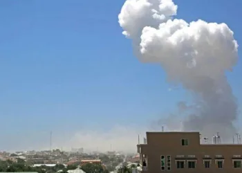 Somali’de havan topları patladı