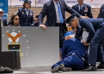 ABD Başkanı Biden yine düştü