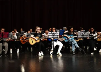 Bilgi Evleri’nde yılsonu gösterisi