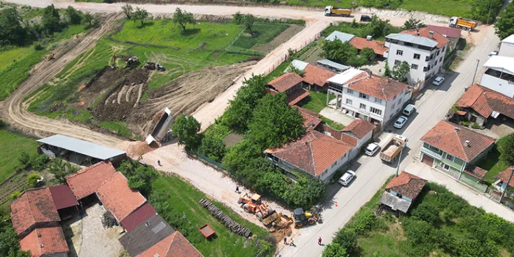 1 yılda 14 km yol açıldı