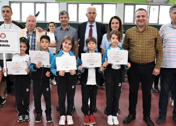 Minik raketler sertifikalarını aldı